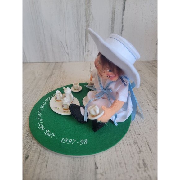 Annalee doll Society tea time 1998 logo kid plush felt - Picture 6 of 10